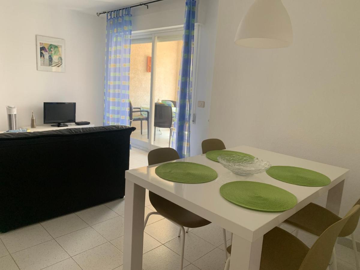 Piso Vacacional Con Piscina En Benicassim Apartment Exterior photo